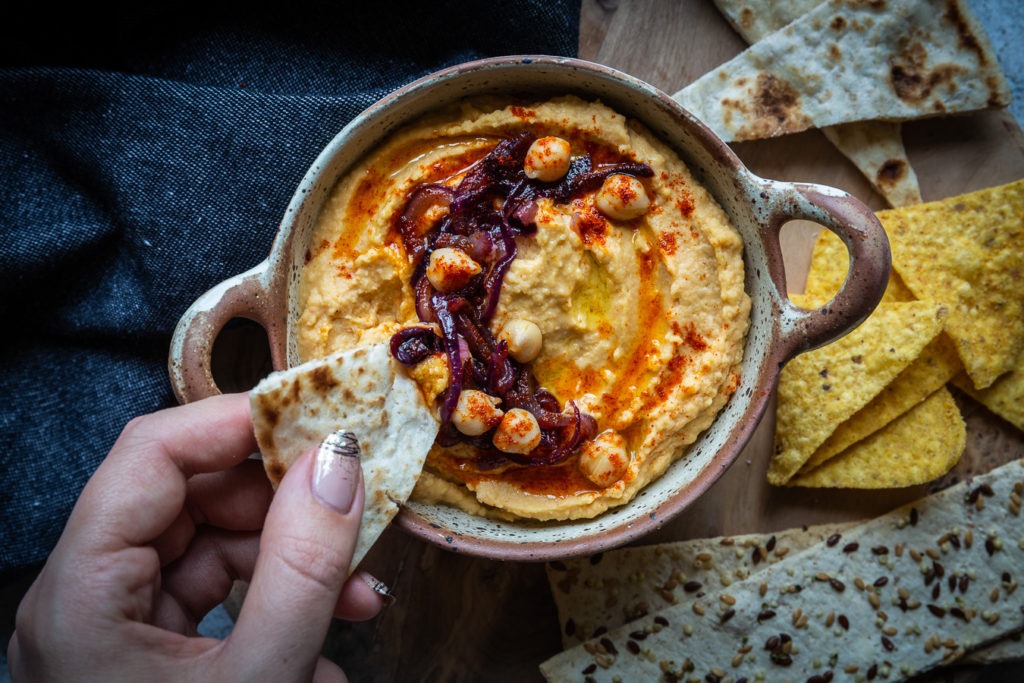 Super Easy Hummus