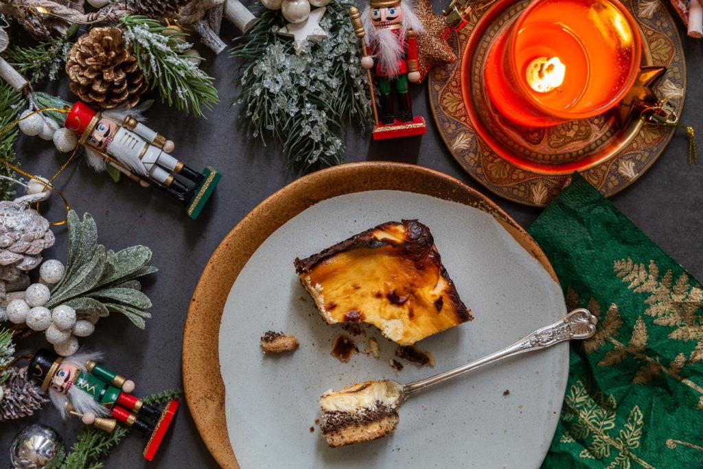 Christmas Poppy Seed Cheesecake