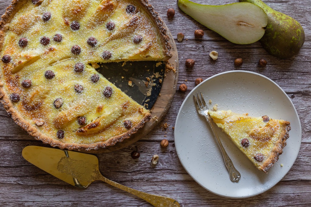 Tart with Pears, Pudding and Hazelnuts