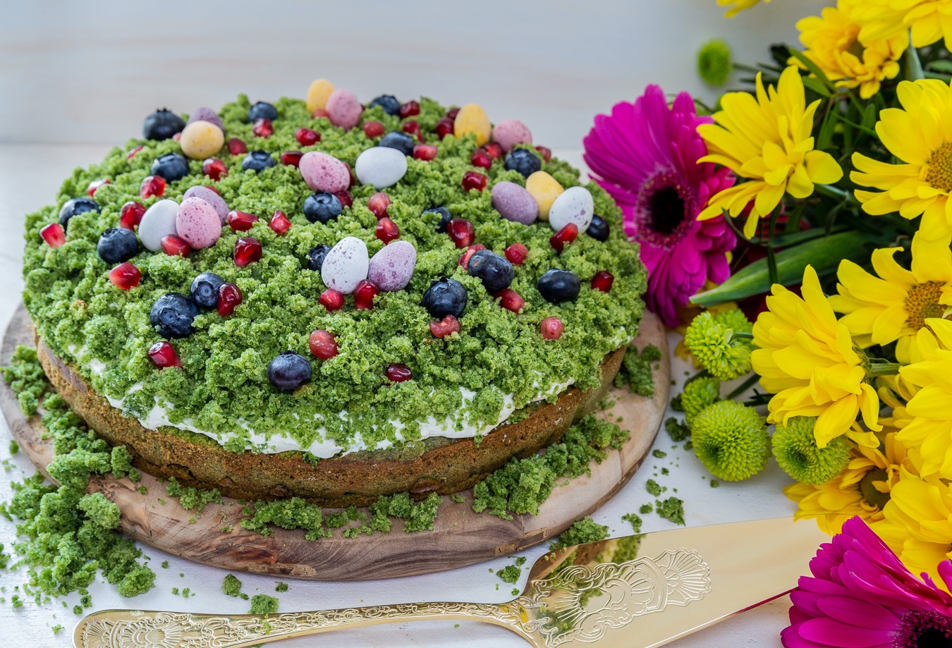 “Forest Moss” Cake with Cream – Leśny Mech