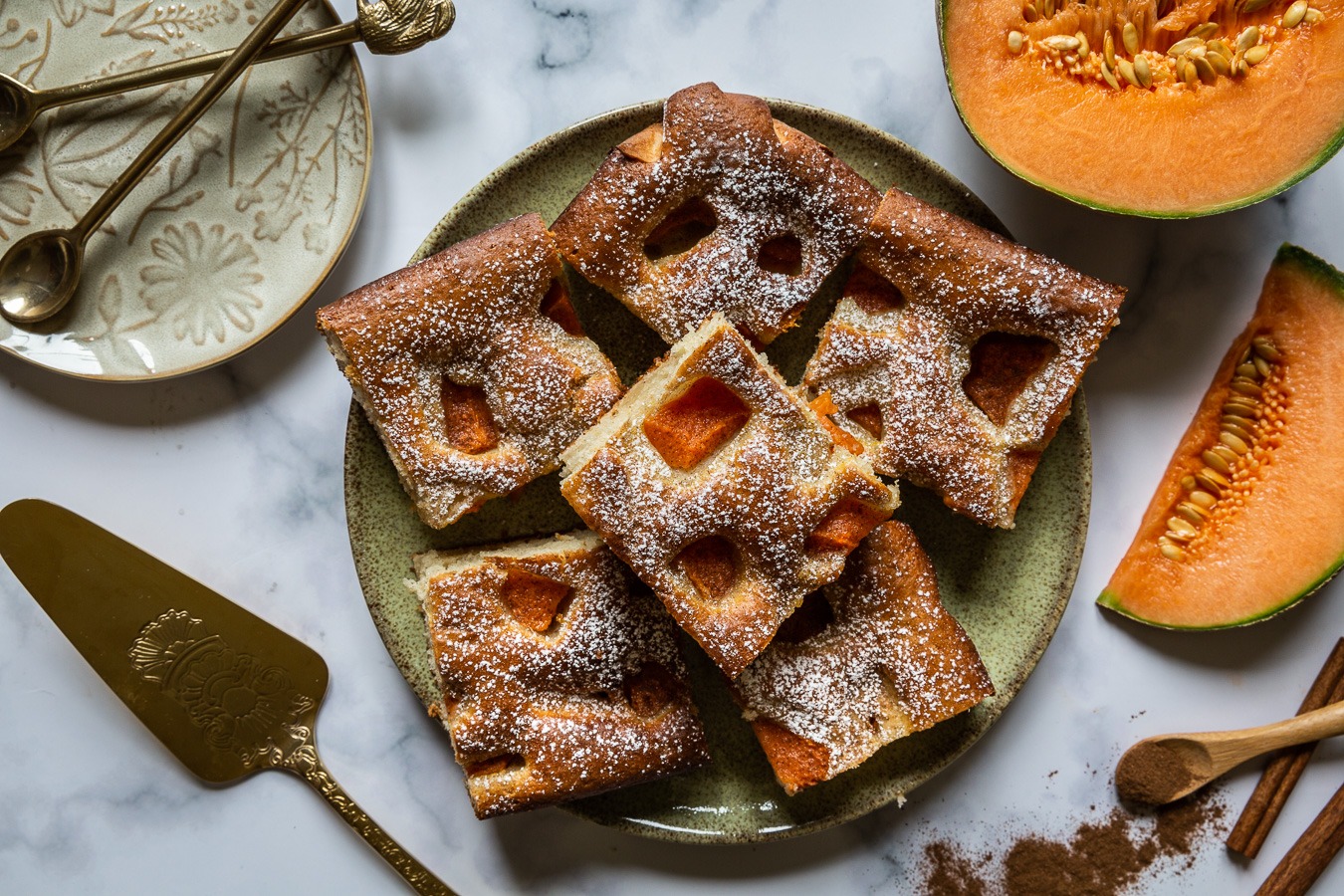 Melon Sponge with Cinnamon